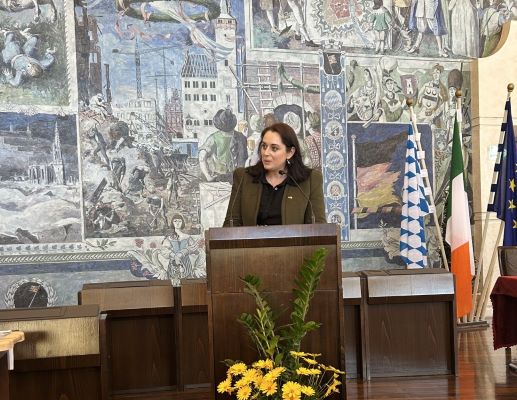 Tara representing the Consulate General of Ireland in the historic City Council chamber of W&uuml;rzburg