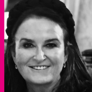 Deirdre Finan headshot