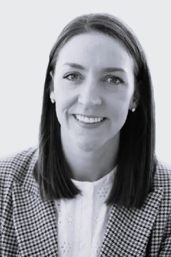 Dr Eimear Dolan