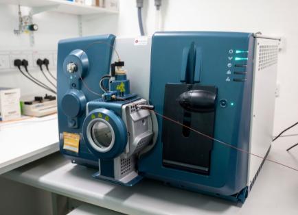 An image of a blue mass spectrometer