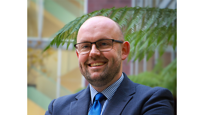Dr Andrew Forde