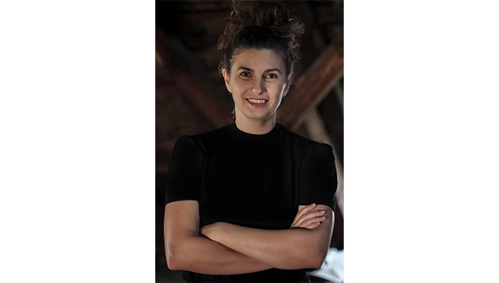 Dr Hannah Franzki