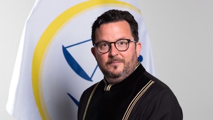 Dr Gu&eacute;na&euml;l Mettraux