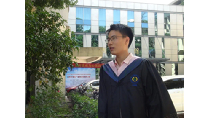 Xinpeng Liu