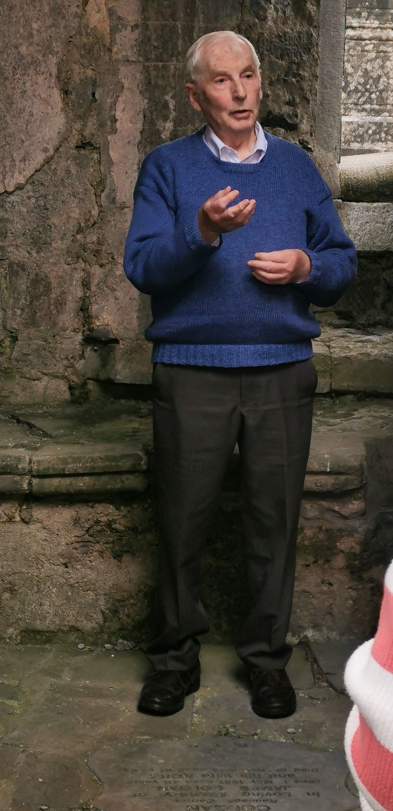 Séamus Mac Mathúna speaking at the Burren trip 2026
