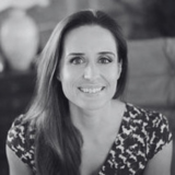 Dr. Eva Flynn